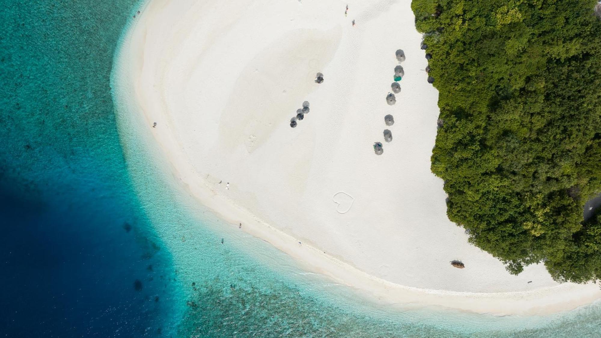 Ukulhas Ostrov Beach מראה חיצוני תמונה