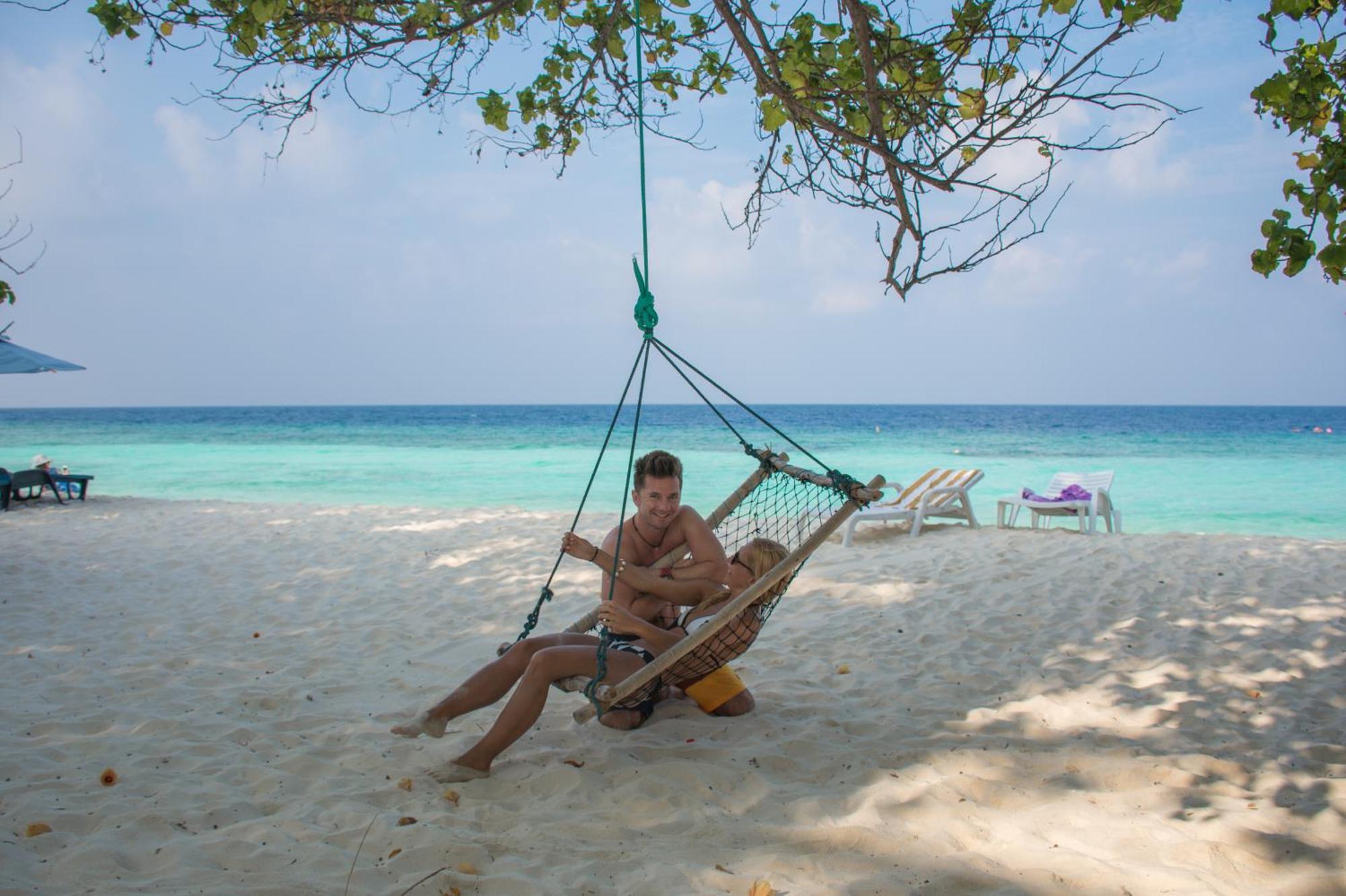 Ukulhas Ostrov Beach מראה חיצוני תמונה